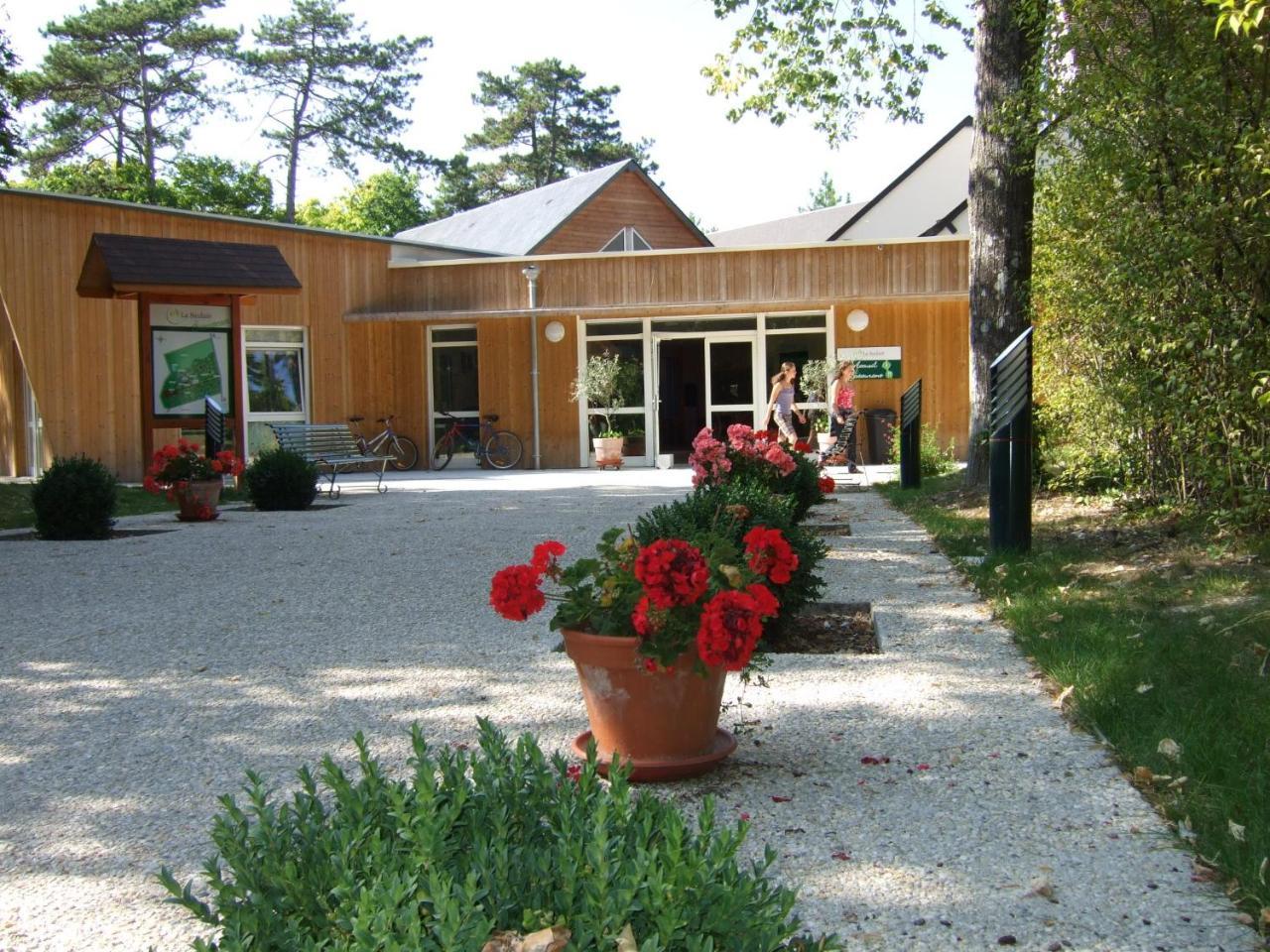 Village Vacances La Saulaie Chedigny Exterior photo